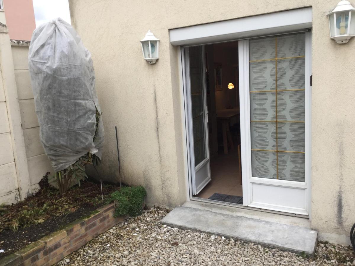 Studio Fond De Jardin Palaiseau Bagian luar foto